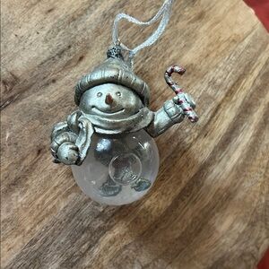 International Silversmiths Silver Plated Snowman w/Gingerbread in Snow Globe